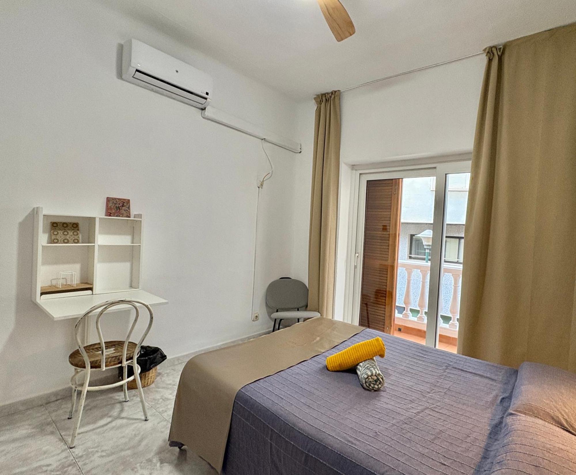 Habitacion En Calle Molino Málaga Buitenkant foto